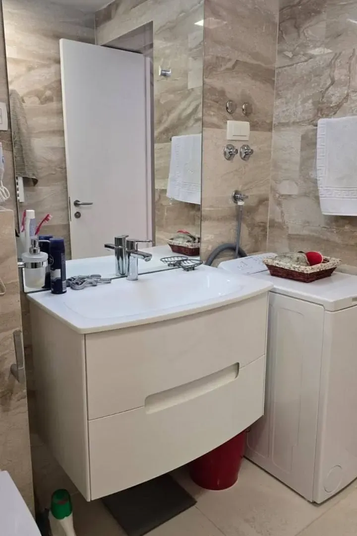 Rent, one bedroom apartment, 77m², Centar, Budva