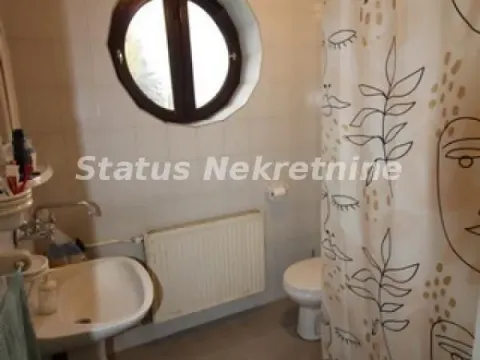 Prodaja, kuća, 330m², Čenej, Novi Sad Sve Podlokacije - image 9