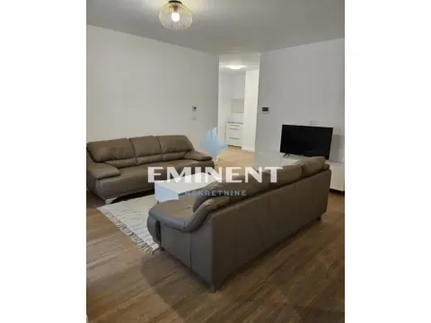 Izdavanje, trosoban stan, 69m², Šumice, Beograd - image 2