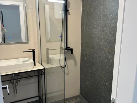 Izdavanje, jednosoban stan, 46m², Momišići, Podgorica - image 5