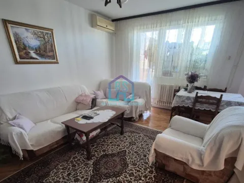 Stan in Bulevar Oslobodjenja