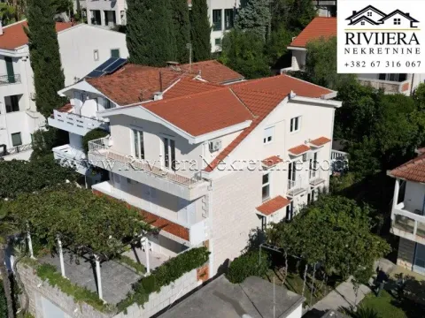 Sale, house, 141m², Savina, Herceg Novi
