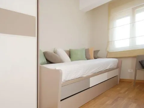 Rent, two bedroom apartment, 70m², City Kvart, Podgorica - image 12