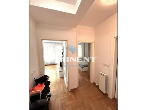 Izdavanje, dvosoban stan, 50m², Slavija, Vračar Sve Podlokacije - image 9