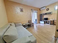 Izdavanje, jednosoban stan, 45m², Budva, Crna Gora - image 2