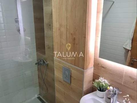 Prodaja, trosoban stan, 89m², Centar, Podgorica - image 4