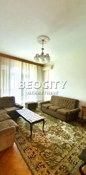 Izdavanje, trosoban stan, 85m², Centar, Novi Sad