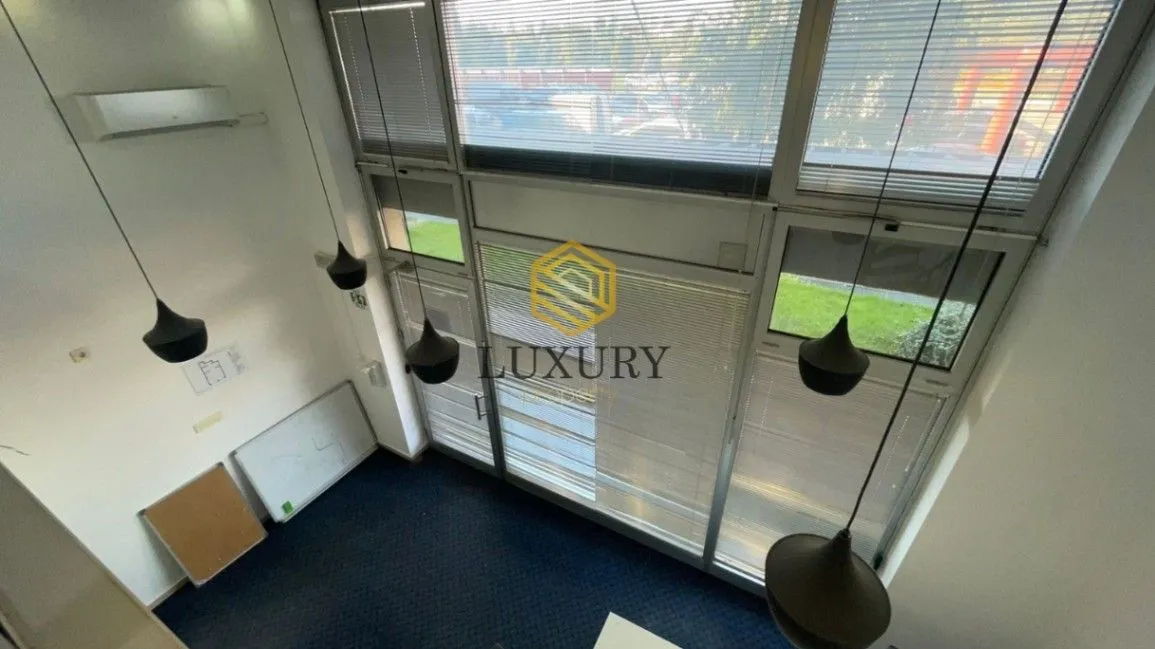 Izdavanje, poslovni prostor, 140m², Preko Morače, Podgorica