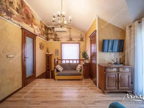Prodaja, kuća, 130m², Tivat, Crna Gora - image 22