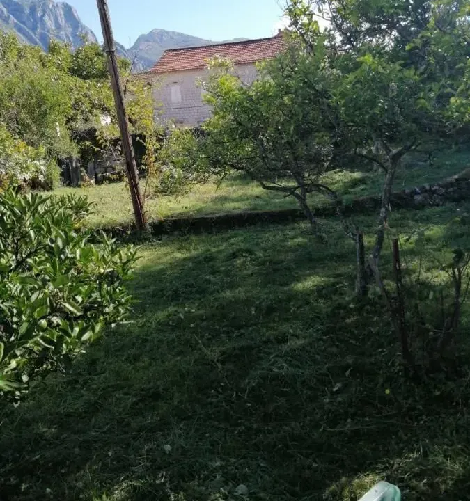 Sale, land lot, 600m², Prčanj, Kotor