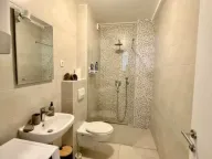 Izdavanje, dvosoban stan, 70m², Centar, Budva - image 8