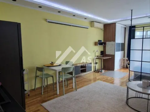 Izdavanje, jednosoban stan, 38m², Centar, Novi Sad - image 5