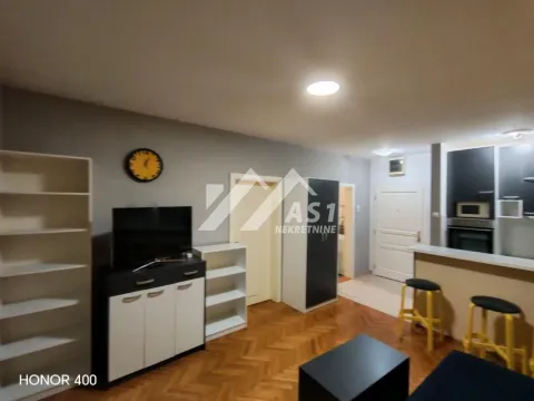 Rent, one bedroom apartment, 33m², Grbavica, Novi Sad Sve Podlokacije - image 3