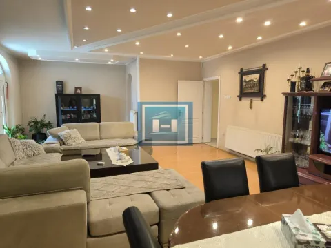 Prodaja, kuća, 470m², Ćuprija, Srbija - image 8