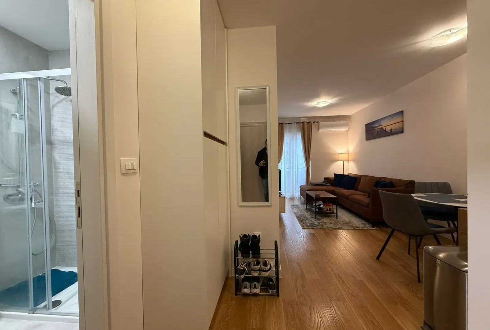 Prodaja, jednosoban stan, 40m², Central Point, Podgorica