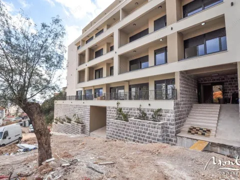 Prodaja, trosoban stan, 146m², Budva, Crna Gora - image 4