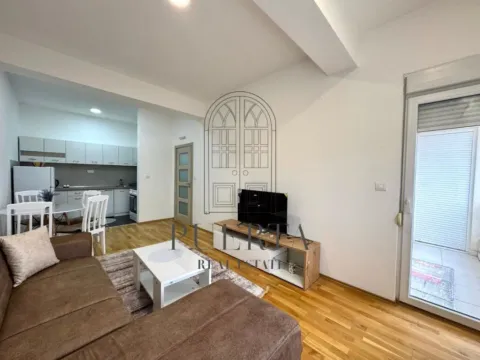 Izdavanje, dvosoban stan, 60m², Ljubović, Podgorica - image 5