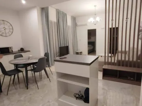 Rent, one bedroom apartment, 50m², Bečići, Budva - image 4