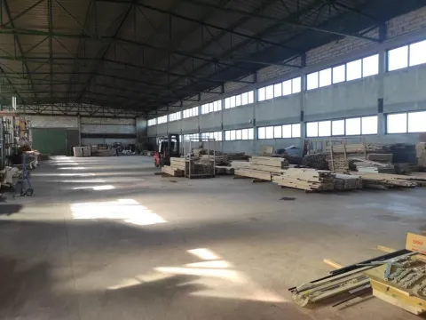 Izdavanje, poslovni prostor, 2160m², Borča 1, Borča Sve Podlokacije - image 4