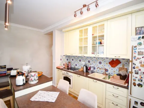 Izdavanje, stan, 72m², City Kvart, Podgorica - image 4