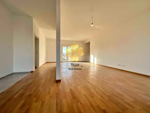 Izdavanje, trosoban stan, 101m², Zabjelo, Podgorica - image 2