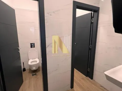 Rent, office space, 452m², Bulevar Oslobodjenja, Novi Sad Sve Podlokacije - image 9