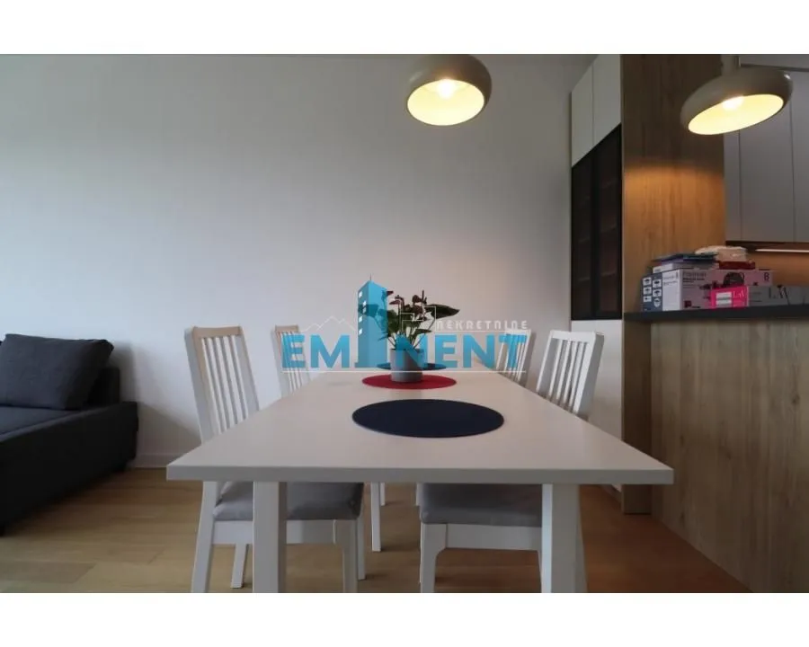 Rent, three bedroom apartment, 73m², Novi Beograd Blok 67, Novi Beograd Sve Podlokacije