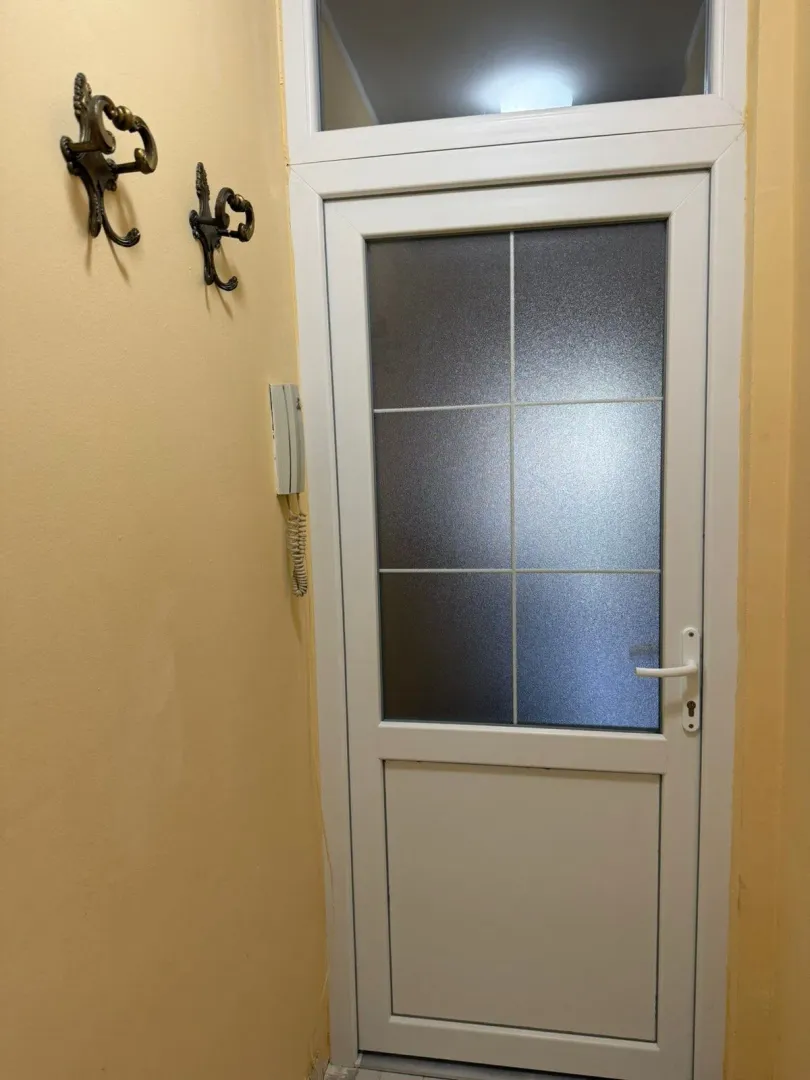 Izdavanje, garsonjera, 25m², Centar, Bar