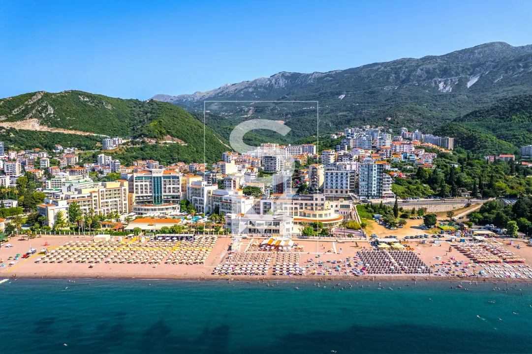 Rent, one bedroom apartment, 50m², Bečići, Budva