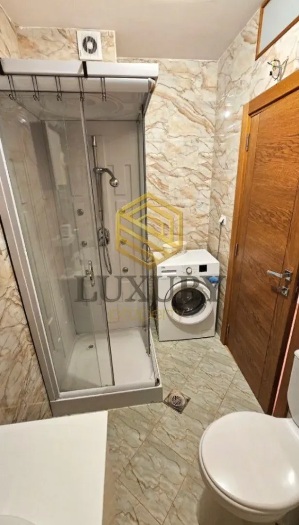 Izdavanje, dvosoban stan, 64m², Stari Aerodrom, Podgorica