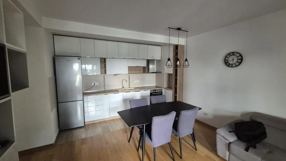 Izdavanje, trosoban stan, 72m², Lekino Brdo, Voždovac Sve Podlokacije