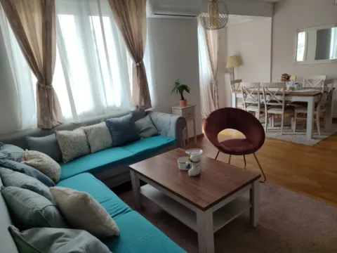 Rent, two bedroom apartment, 65m², Gintaš, Podgorica - image 10