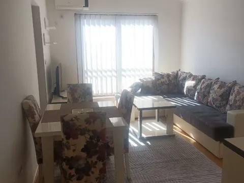 Rent, one bedroom apartment, 45m², Baošići, Herceg Novi - image 3