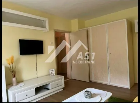 Izdavanje, jednosoban stan, 32m², Detelinara, Novi Sad Sve Podlokacije - image 3