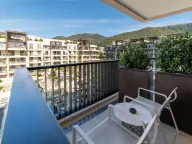 Prodaja, četvorosoban stan, 236m², Porto Montenegro, Tivat - image 11