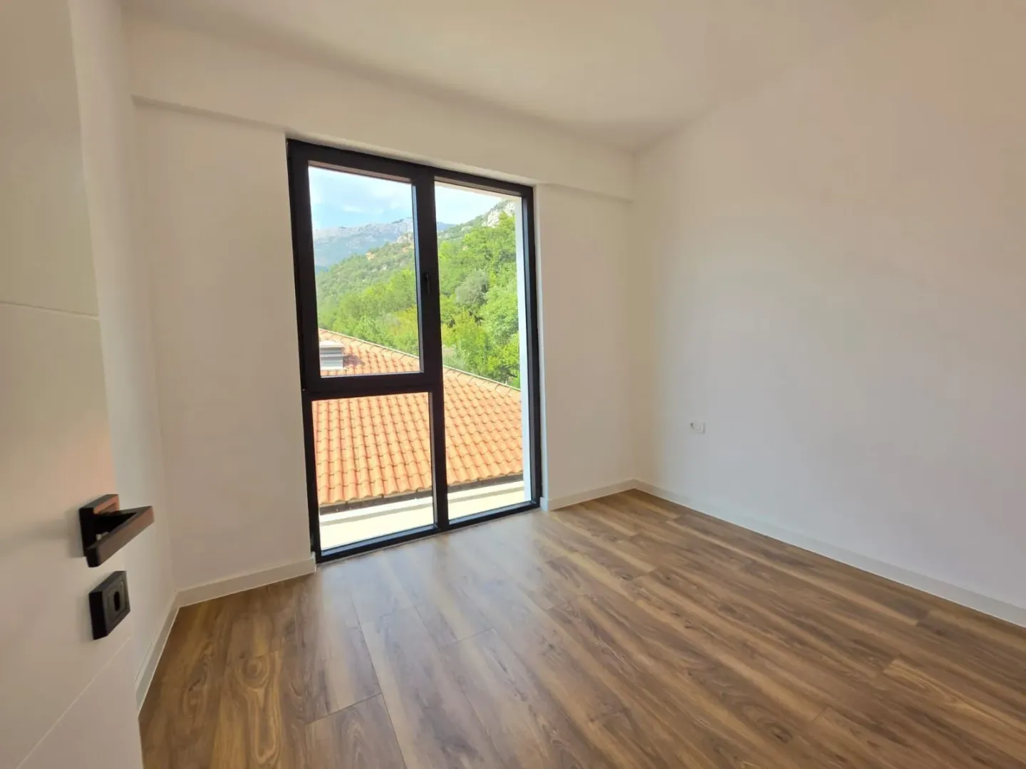 Prodaja, dvosoban stan, 46m², Budva, Crna Gora