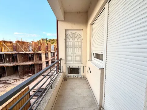 Izdavanje, dvosoban stan, 54m², Ljubović, Podgorica - image 6
