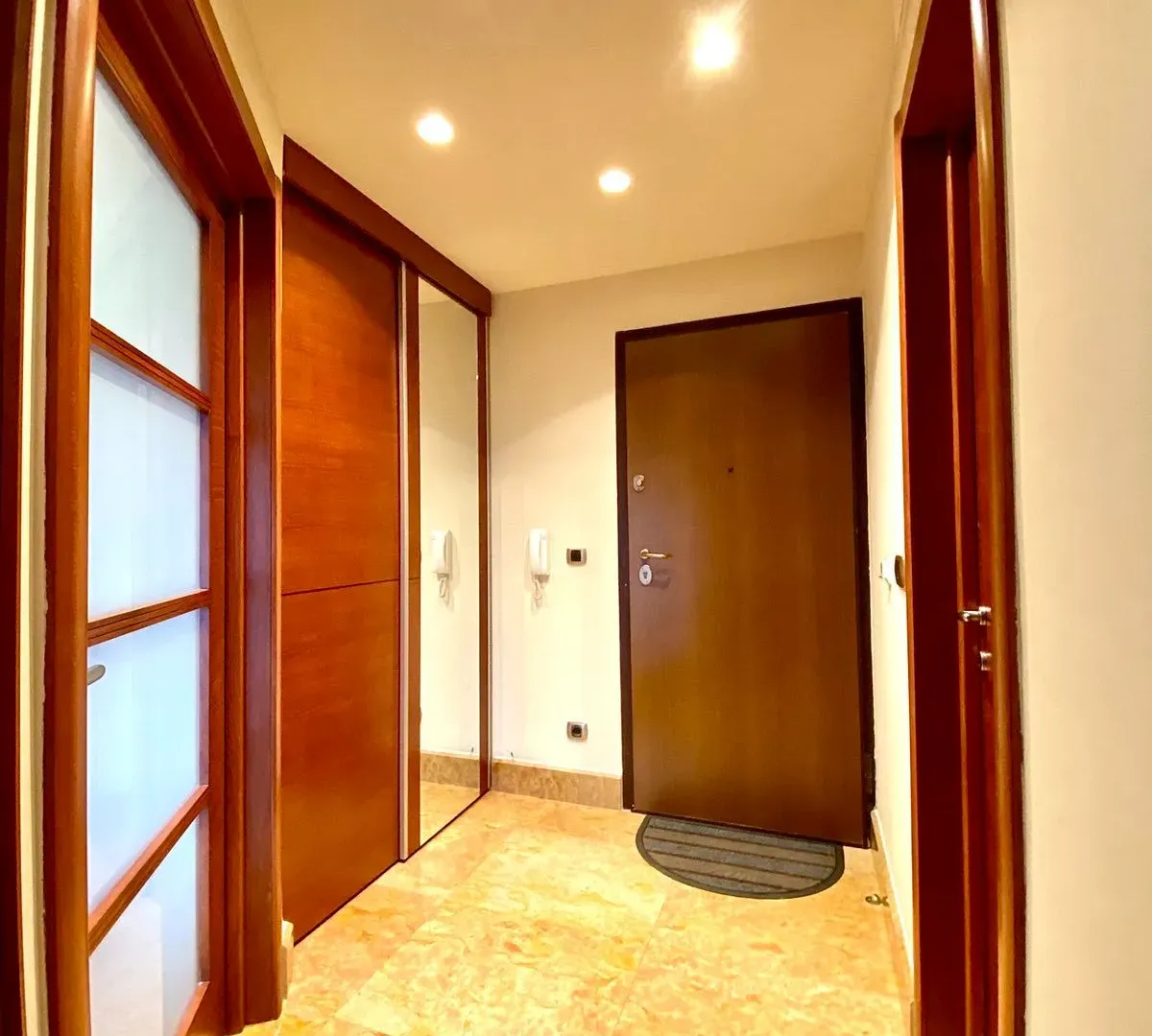 Rent, two bedroom apartment, 90m², Centar, Podgorica