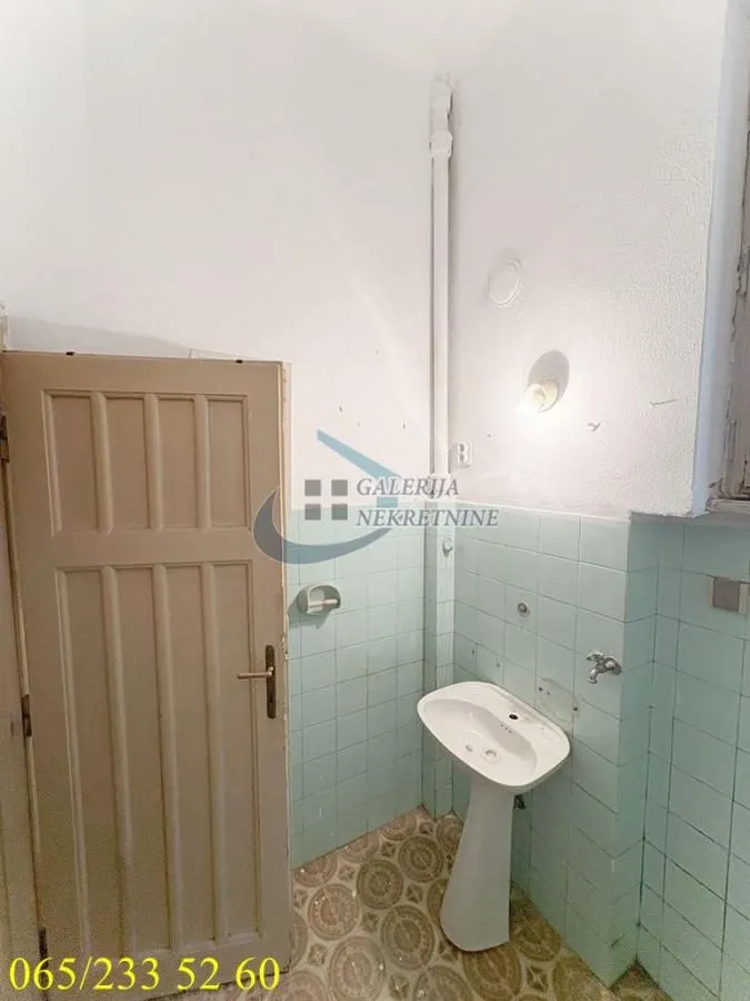 Sale, four bedroom apartment, 91m², Stari Grad, Beograd