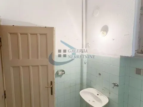 Sale, four bedroom apartment, 91m², Gundulićev Venac, Beograd - image 13