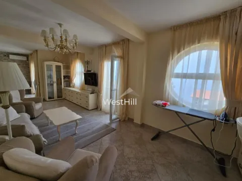 Prodaja, četvorosoban stan, 162m², Dobre Vode, Bar - image 10