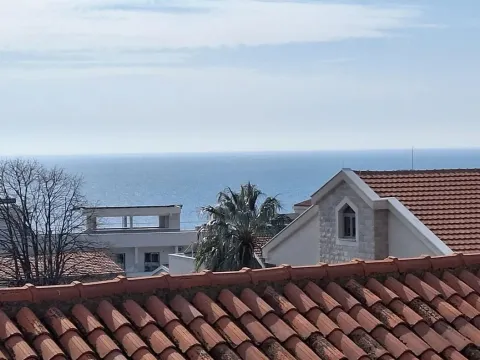 Sale, studio apartment, 24m², Petrovac, Budva - image 1