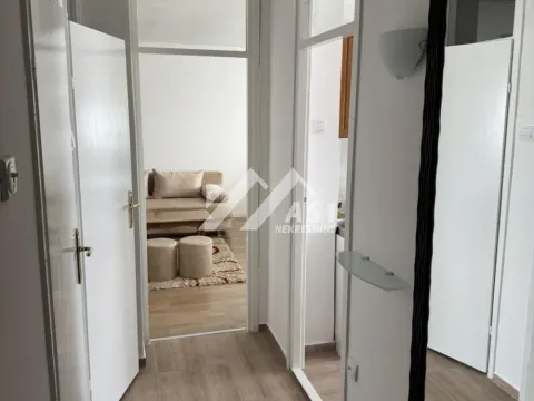 Izdavanje, dvosoban stan, 53m², Bulevar Oslobodjenja, Novi Sad Sve Podlokacije - image 2