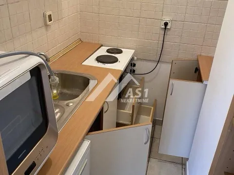 Izdavanje, stan, 30m², Grbavica, Novi Sad Sve Podlokacije - image 3