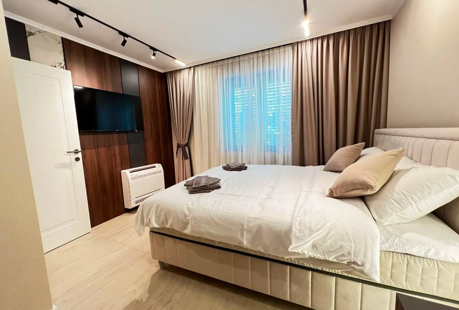 Sale, house, 180m², Radanovići, Kotor