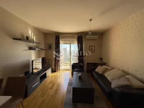 Rent, one bedroom apartment, 50m², City Kvart, Podgorica - image 1