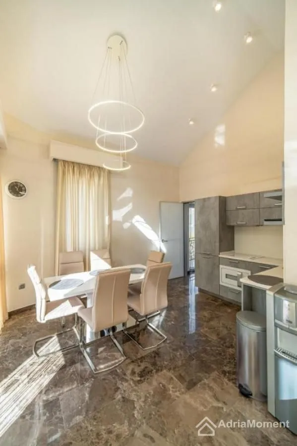 Prodaja, kuća, 351m², Stoliv, Kotor