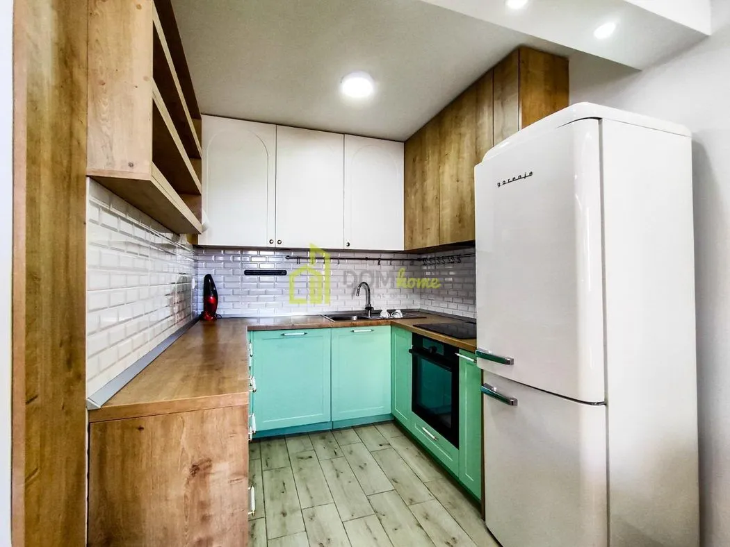 Prodaja, trosoban stan, 89m², Autobuska stanica, Podgorica
