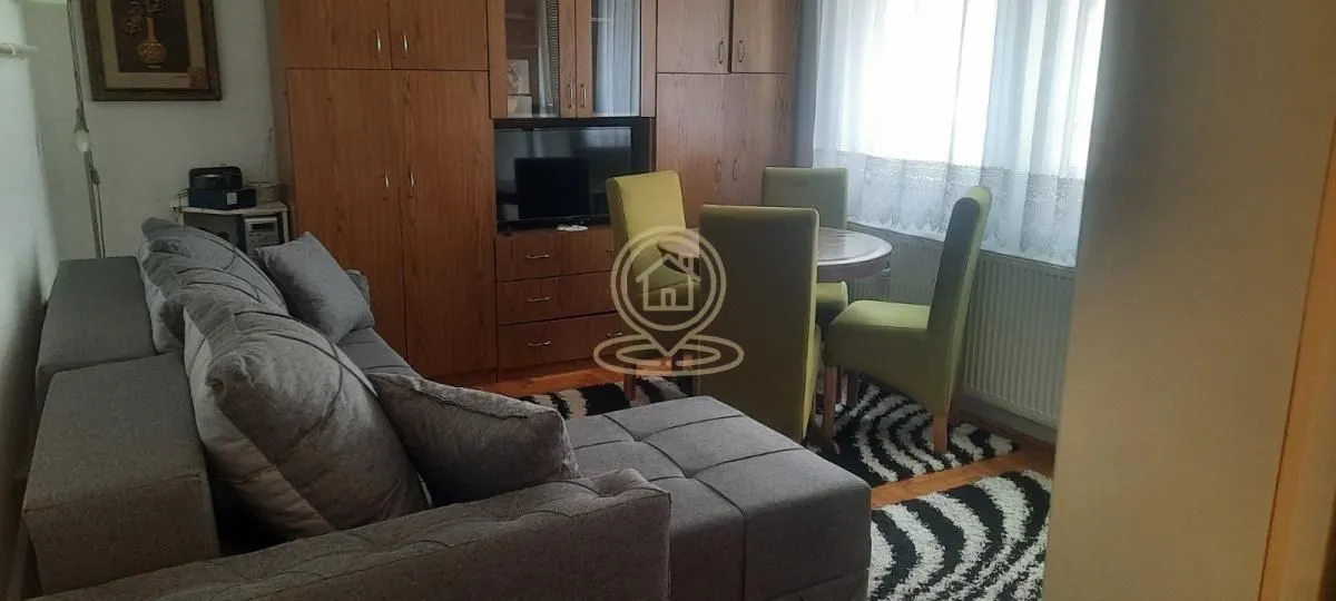 Izdavanje, jednosoban stan, 32m², Grbavica, Novi Sad Sve Podlokacije