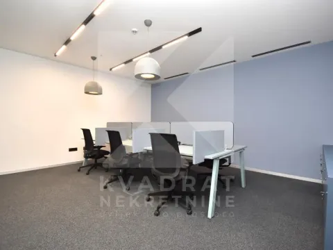 Izdavanje, poslovni prostor, 28m², Kruševac, Podgorica - image 6